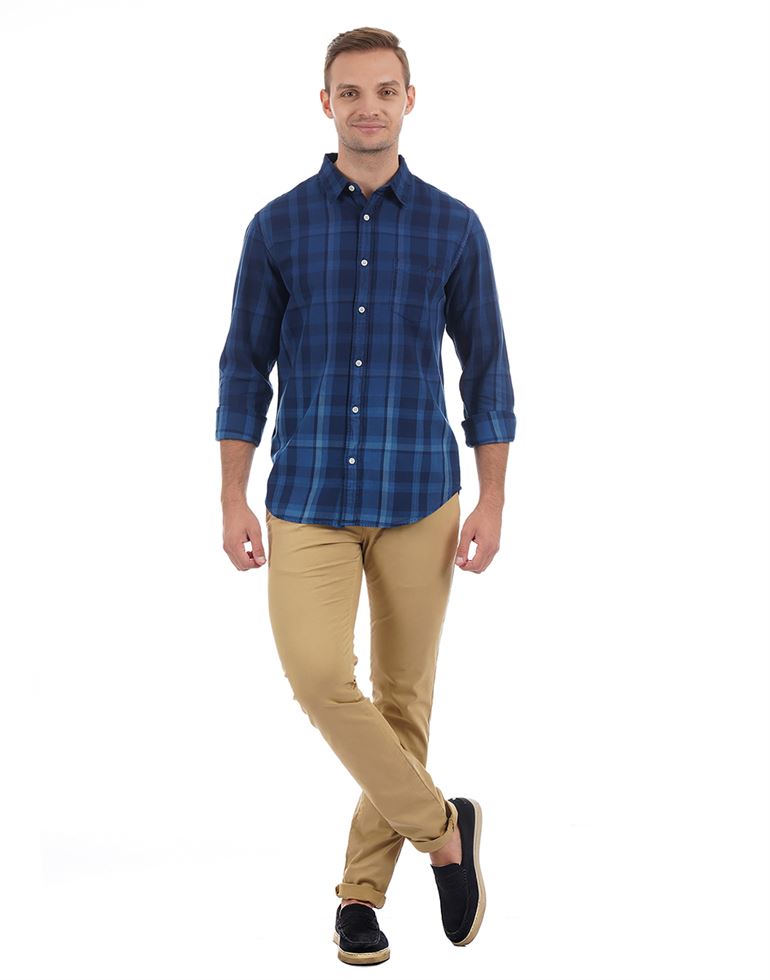 Aeropostale Men Casual Wear Checkered  Shirt