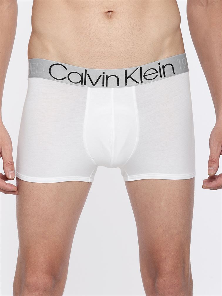 Calvin Klein Men Solid Trunk | KNOCKOUT | White | 72774