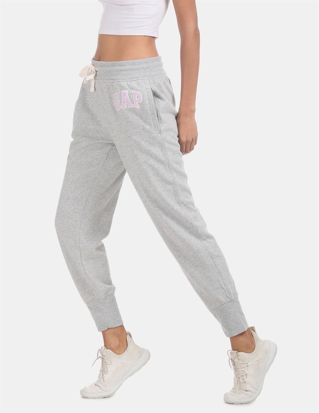 gap joggers womens