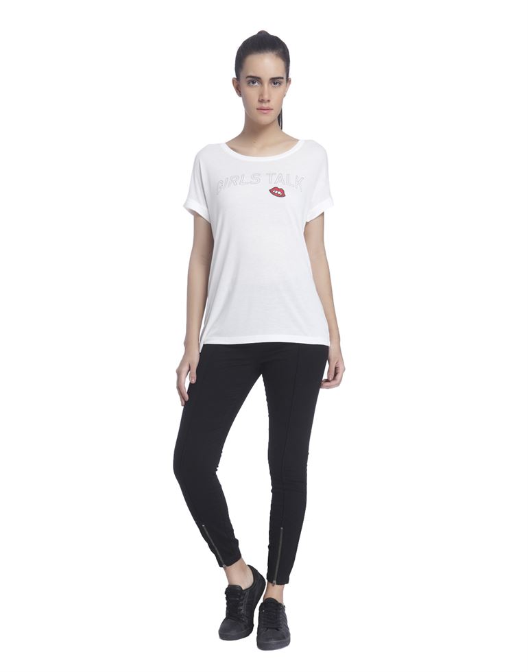 Vero Moda Casual Wear  Women T-shirt