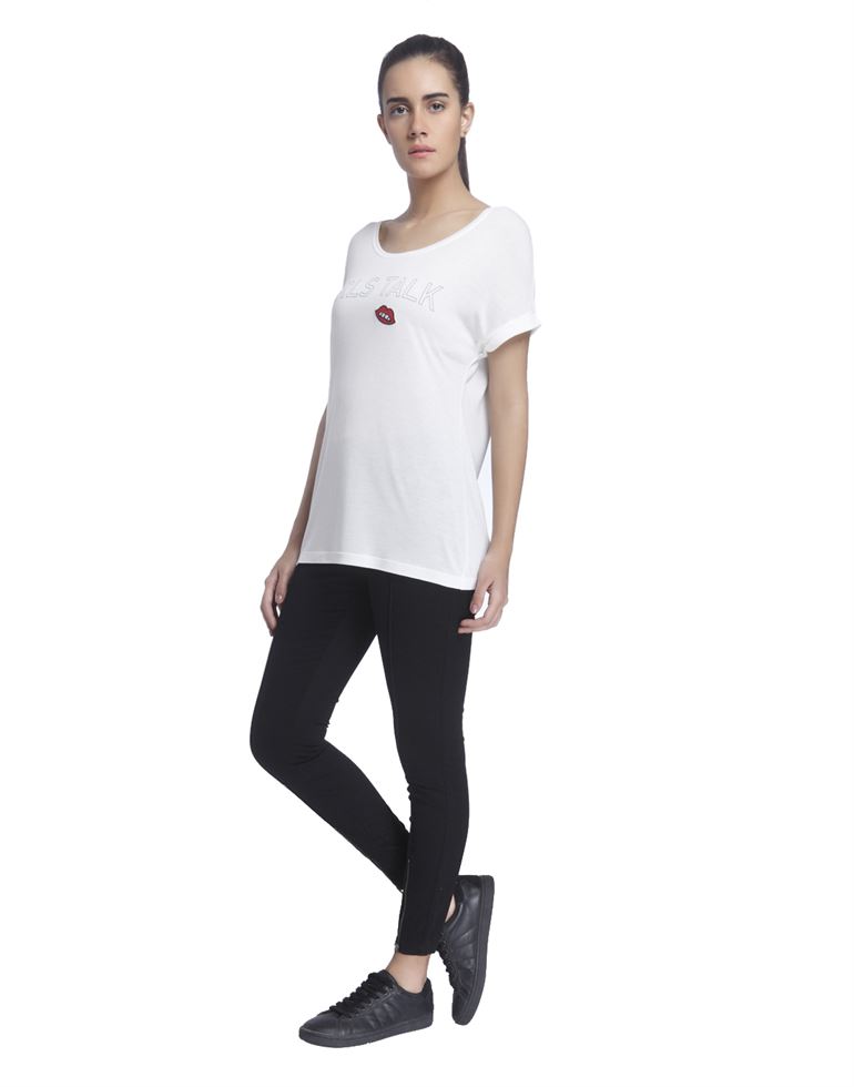 Vero Moda Casual Wear  Women T-shirt